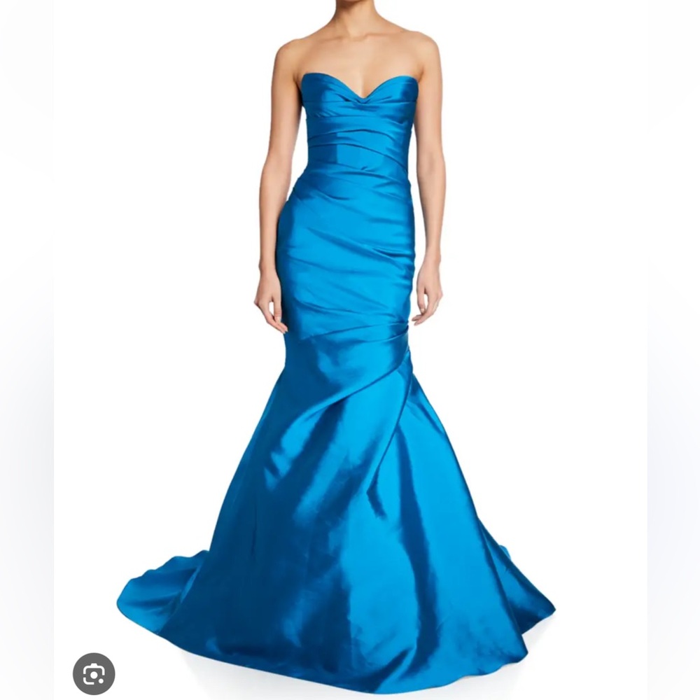 Monique Lhuillier Strapless Sweetheart Draped Mikado Mermaid Gown